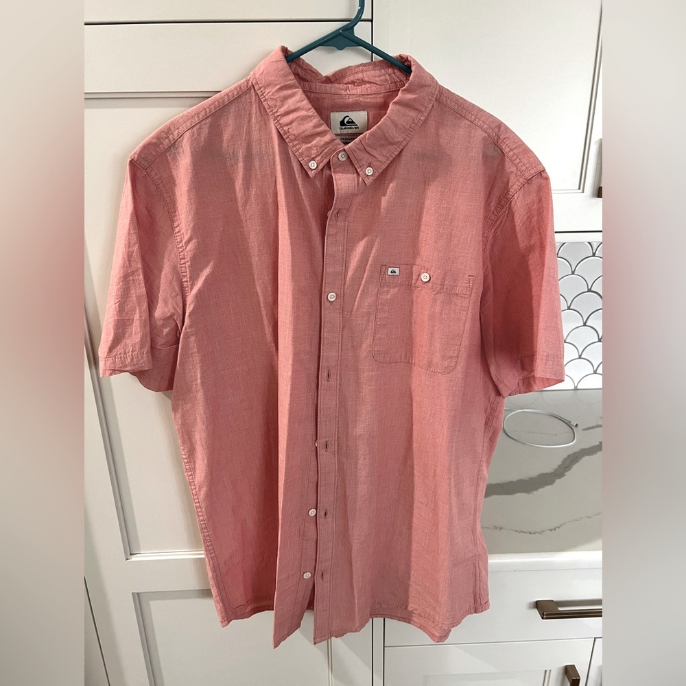 Men’s Quicksilver short sleeve button up shirt XL